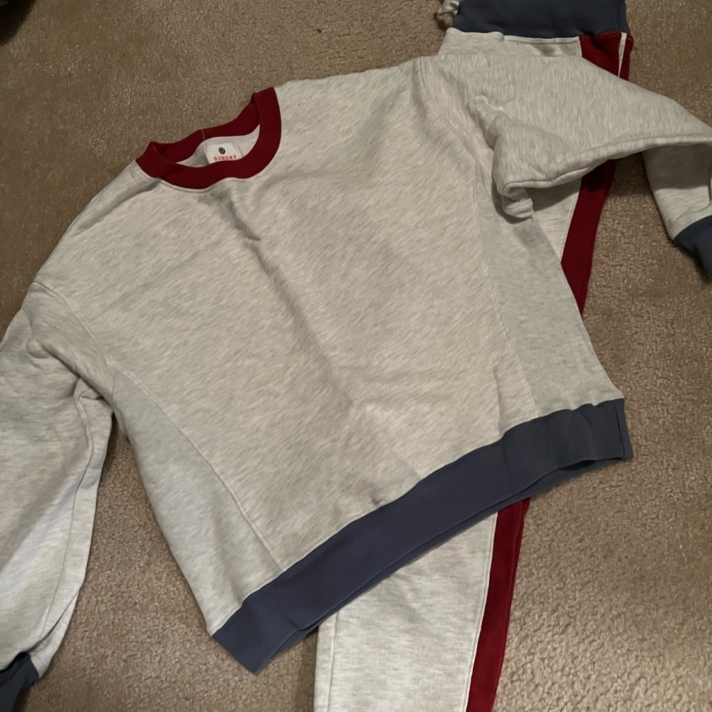 Sundry sweatpants and sweatshirt
